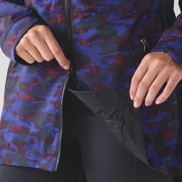 Lululemon Rain For Daze Jacket II Purple Camo Size 6 - Picture 5 of 16
